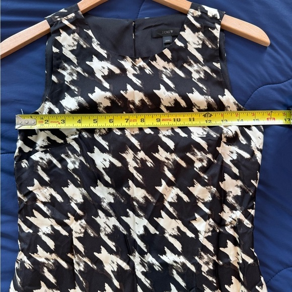J. Crew 100% Silk Black and White Houndstooth Mini Dress, Size 000 - Picture 3 of 8